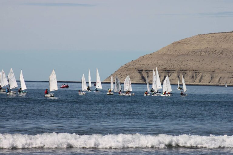 El verano se vive a vela: arranca la XI Copa del Marqués en Rada Tilly