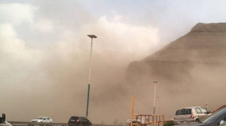 Alerta amarilla por vientos intensos vuelve a activarse en Comodoro y otras zonas de Chubut