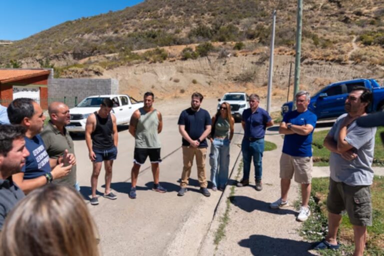 Más de 190 personas evacuadas y asistidas tras el deslizamiento del Cerro Hermitte