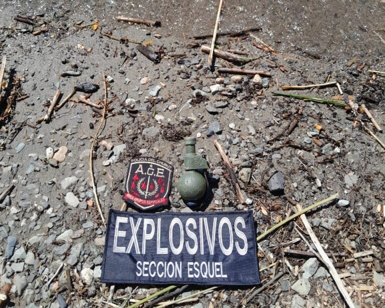 La Policía del Chubut retiró explosivos del Lago Epuyén en el marco de una investigación