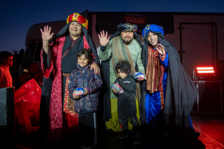 Comodoro vivió la llegada de los Reyes Magos en la Costanera