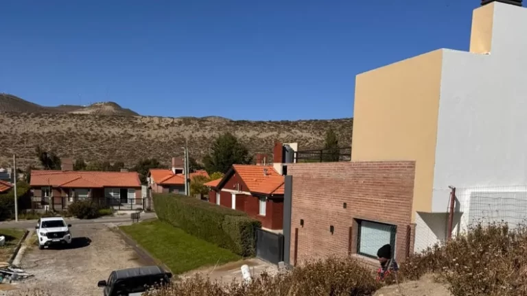 Vecinos del barrio Médanos exigen respuestas y medidas urgentes ante el riesgo geológico