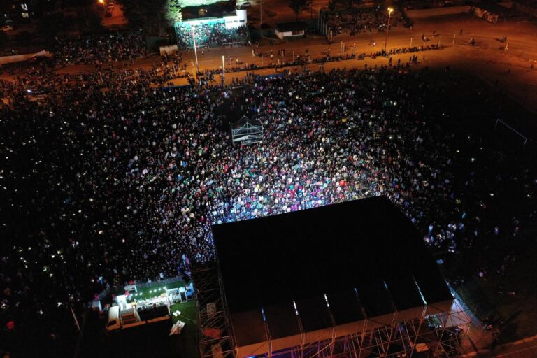 El Telebingo brilló ante más de 30.000 personas en el 120° aniversario de Esquel