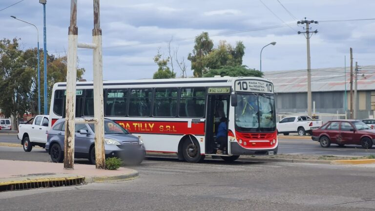 Se levantó la medida de fuerza y se normaliza el servicio de Expreso Rada Tilly