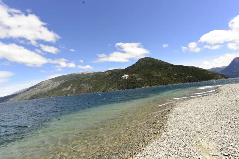 El incendio en Los Alerces está contenido y comienza la etapa de reconstrucción