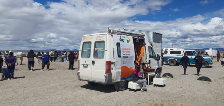 El Bibliomóvil continúa con su agenda anual en Chubut