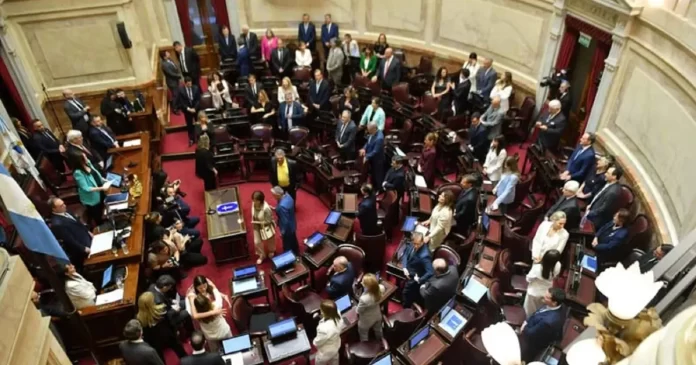 Debate-de-la-reforma-laboral-en-el-Senado-de-la-Nacion