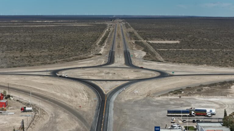 Ruta 3: Con la rotonda de acceso a Puerto Madryn, Provincia culmina la segunda etapa de una obra demorada por más de dos décadas