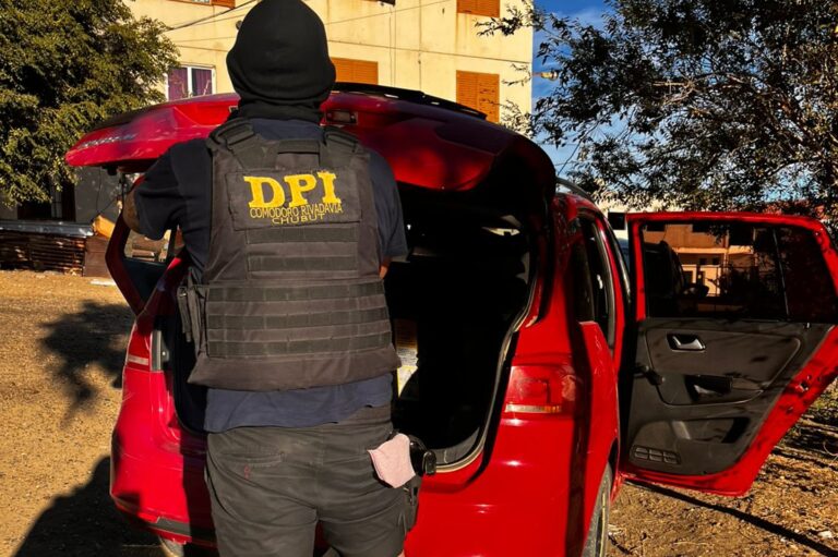 La Policía del Chubut detuvo al presunto autor de un homicidio tras una serie de allanamientos en Comodoro Rivadavia