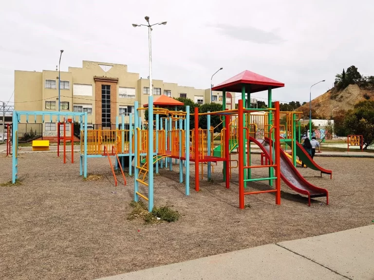 La Plaza de las Naciones vibrará con música y actividades culturales este domingo