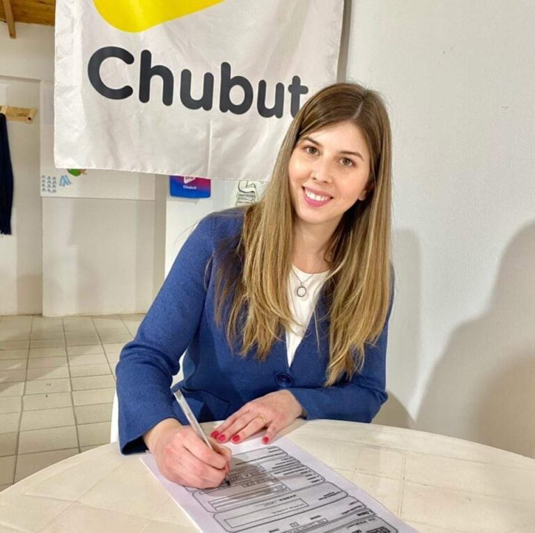 Se incendió el despacho de la chubutense Andrea Cristina en el Senado