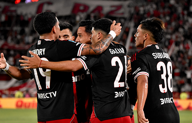 River arrancó con triunfo en el estreno de Coudet