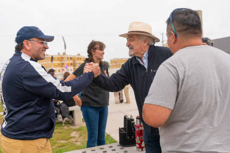 El barrio Pueyrredón celebró sus 65 años con anuncios de obras y un llamado al trabajo conjunto