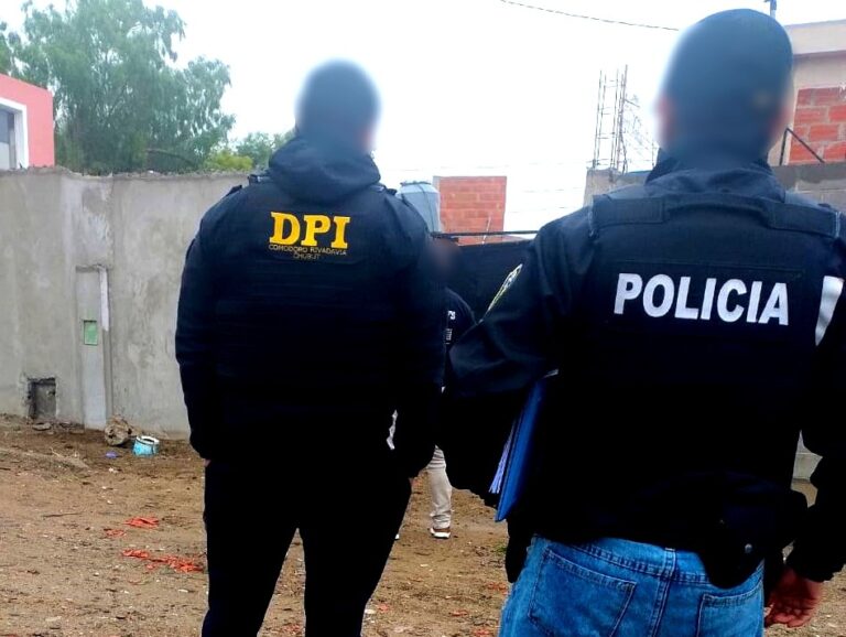 La Policía del Chubut secuestró armas de fuego y detuvo a dos personas vinculadas con violentos hechos en Comodoro Rivadavia