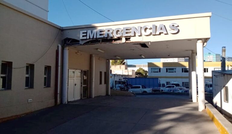 Apuñalaron a un mecánico en Comodoro tras una discusión por un trabajo: fue hospitalizado de urgencia