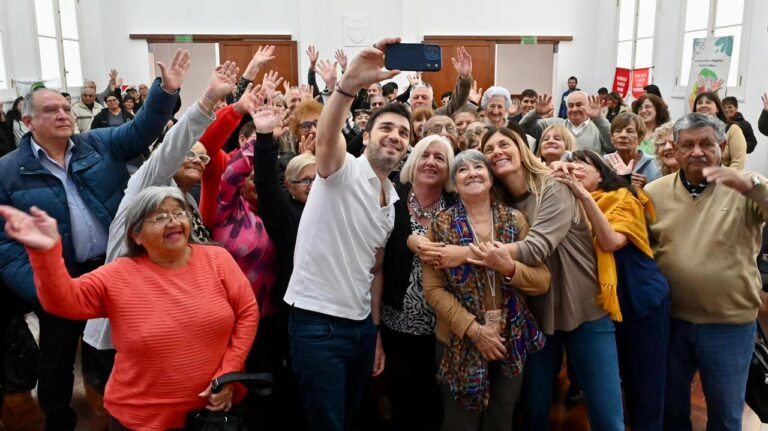 Torres anticipó “buenas noticias” por la deuda de Anses y anunció obras para centros de jubilados de la provincia