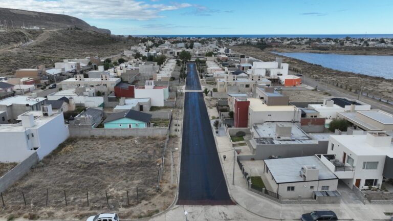 Plan Municipal de Pavimentación Urbana: Rada Tilly finalizó varias cuadras en diferentes sectores de la ciudad