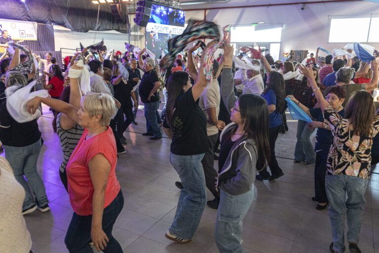 Más de 500 personas celebraron la identidad folclórica en el 2° Encuentro de Peñeros de Comodoro Rivadavia