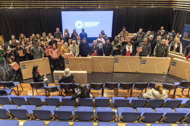 El Municipio premió a contribuyentes por el pago anual de impuestos