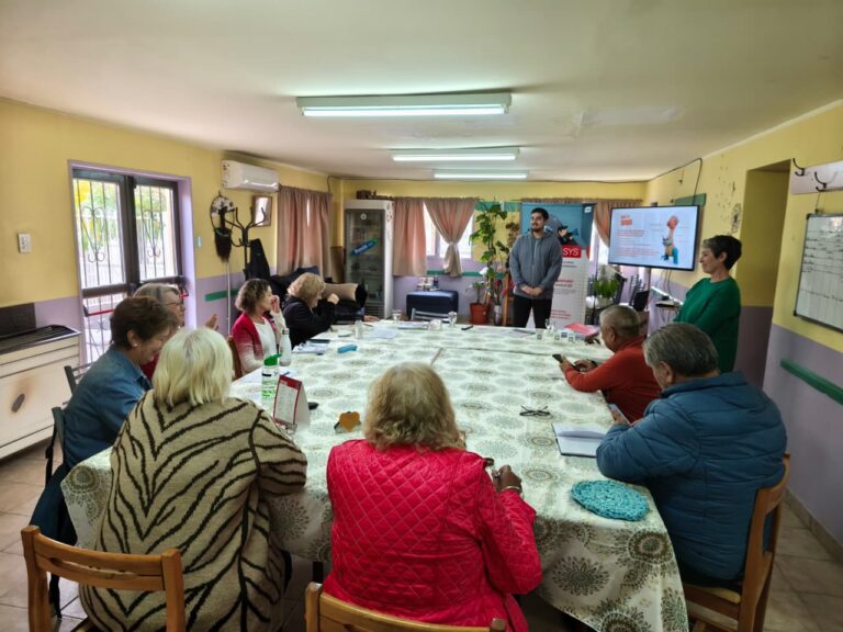 El ISSyS llevó adelante un nuevo taller de alfabetización digital para afiliados y retirados de la Policía