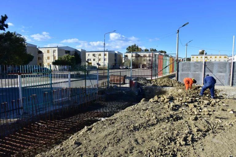 Avanza la construcción de un gimnasio en el barrio 30 de Octubre
