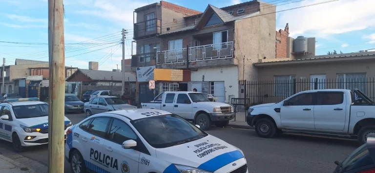 Un joven fue baleado en el abdomen y permanece internado: hay un demorado