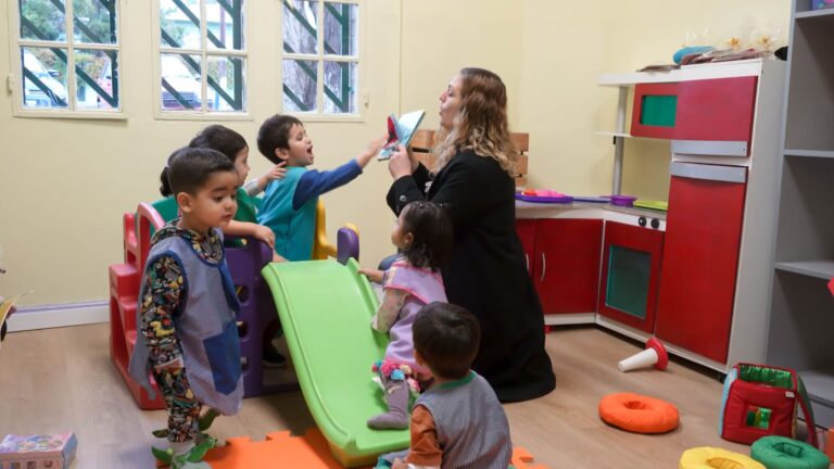El CPB Diadema celebró el Día de los Jardines con juegos, desfiles y mejoras edilicias