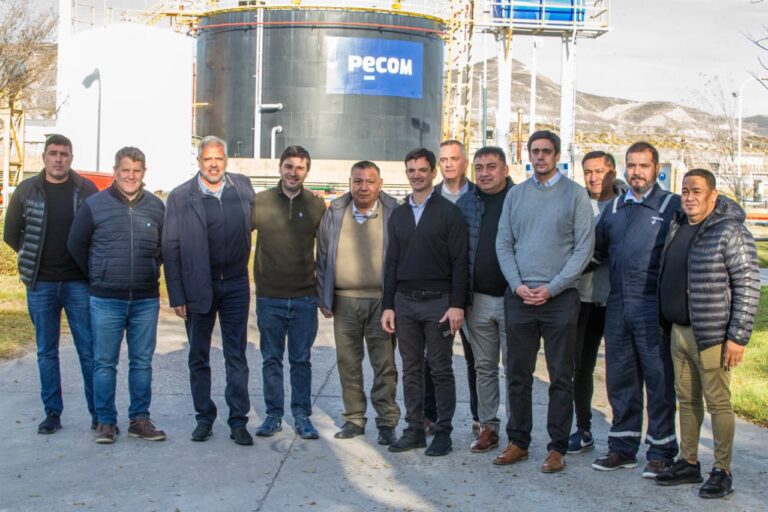 Ávila, junto al Gobernador, recibieron a Pérez Companc para sellar el desembarco de PeCom en la Cuenca
