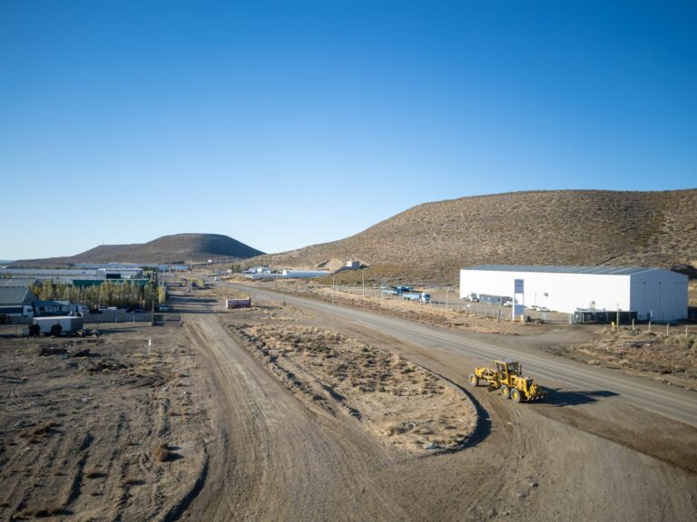 El Municipio refuerza los trabajos de mantenimiento vial y pluvial en distintos barrios