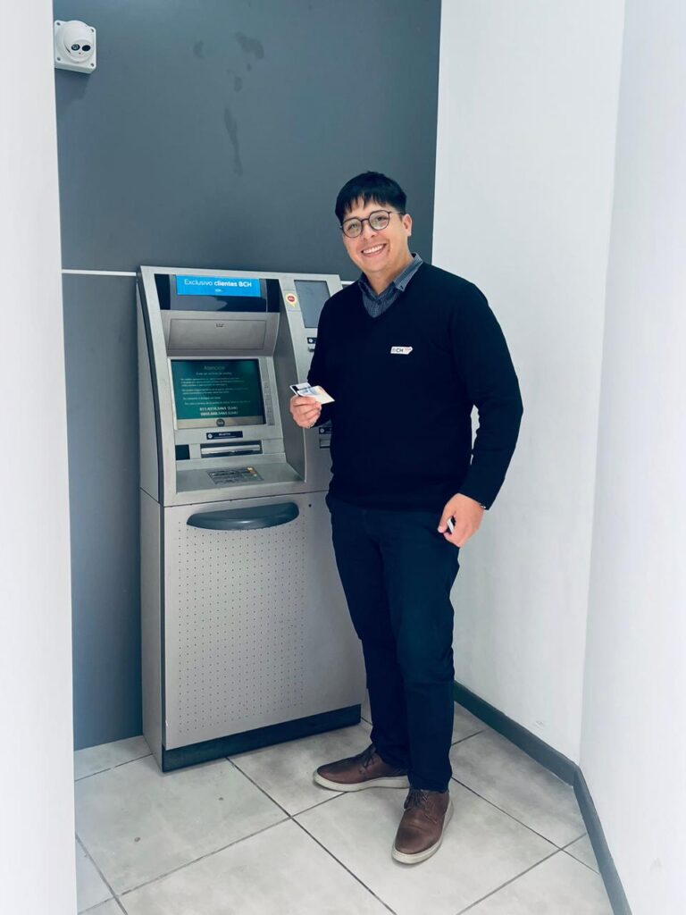 Más servicios financieros en El Bolsón: el Banco del Chubut ya cuenta con cajero automático