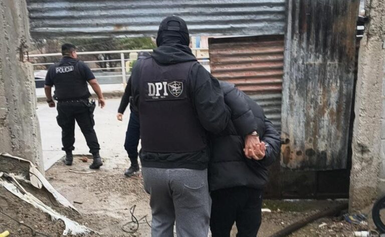 La Policía del Chubut detuvo en Comodoro Rivadavia a los principales sospechosos del homicidio de Mariana Calfuquir