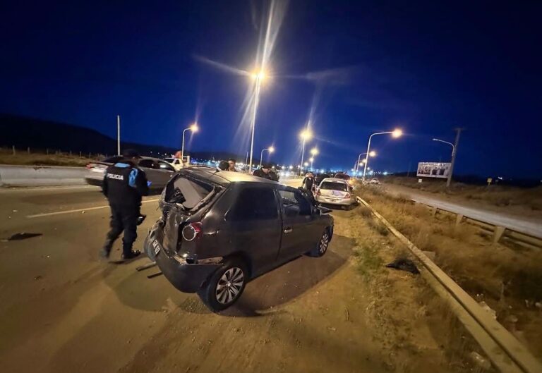 Choque múltiple en Ruta 3: una maniobra inesperada desató un fuerte accidente en Comodoro