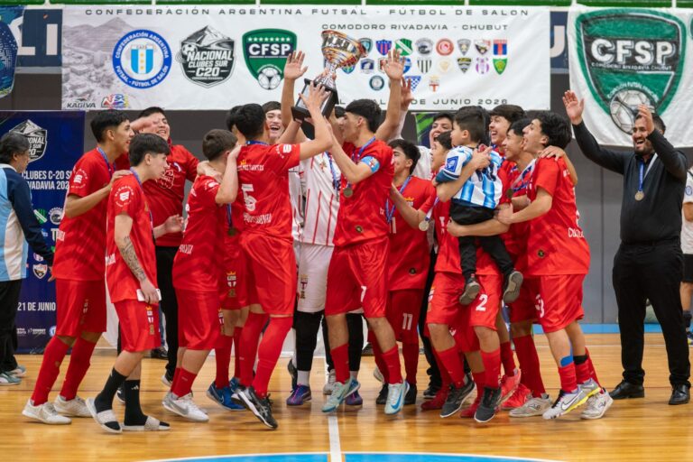 Con un marco histórico de público, Comodoro se coronó campeón del Nacional de Futsal C20