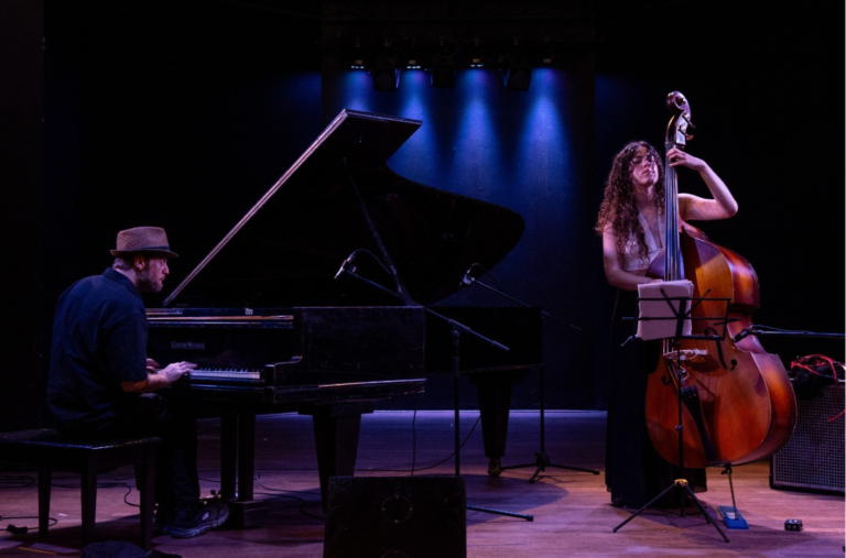 Rada Tilly invita a vivir un fin de semana de cine y música en el Centro Cultural