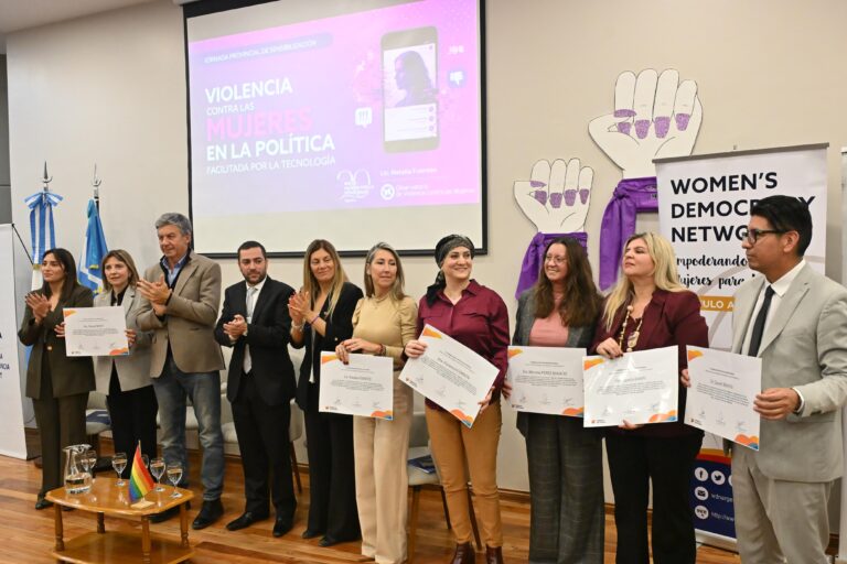El Gobierno del Chubut impulsó una jornada de sensibilización sobre violencia contra las mujeres en la política