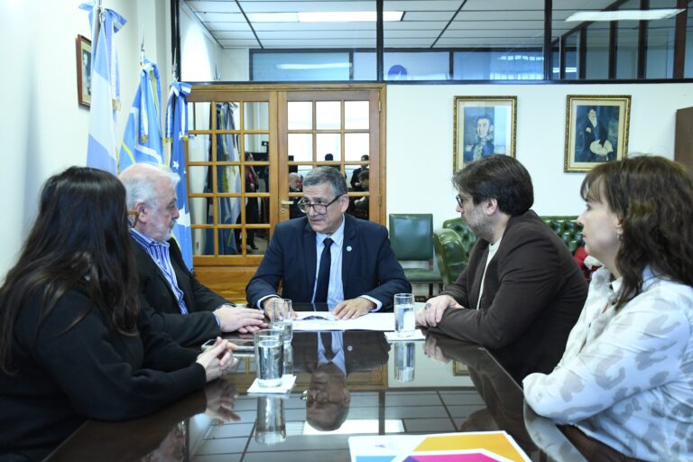 El Municipio y la UNPSJB fortalecen la alianza para EduCO 2026 y la Inteligencia Artificial