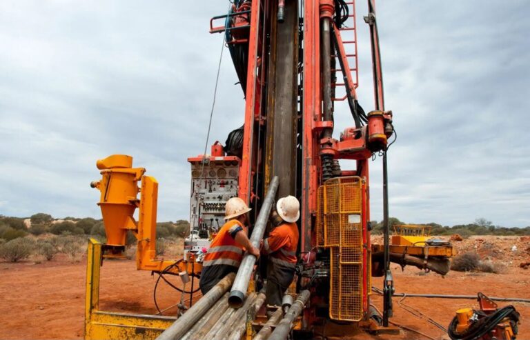 Río Negro apuesta al crecimiento minero con proyectos estratégicos de oro, uranio y fluorita