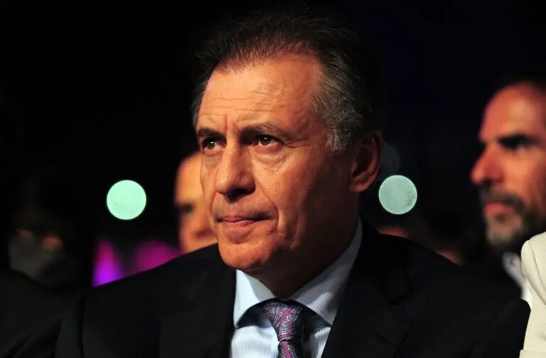 Cristóbal López se quedó con una de las privatizaciones de Milei y explotará rutas clave